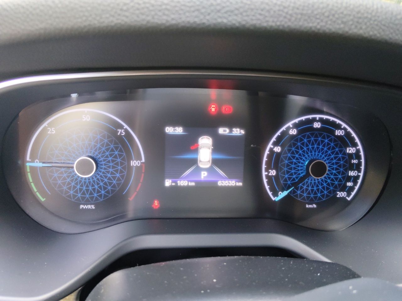 Hongqi E-QM5 2023 620km PLUS — снимка 11