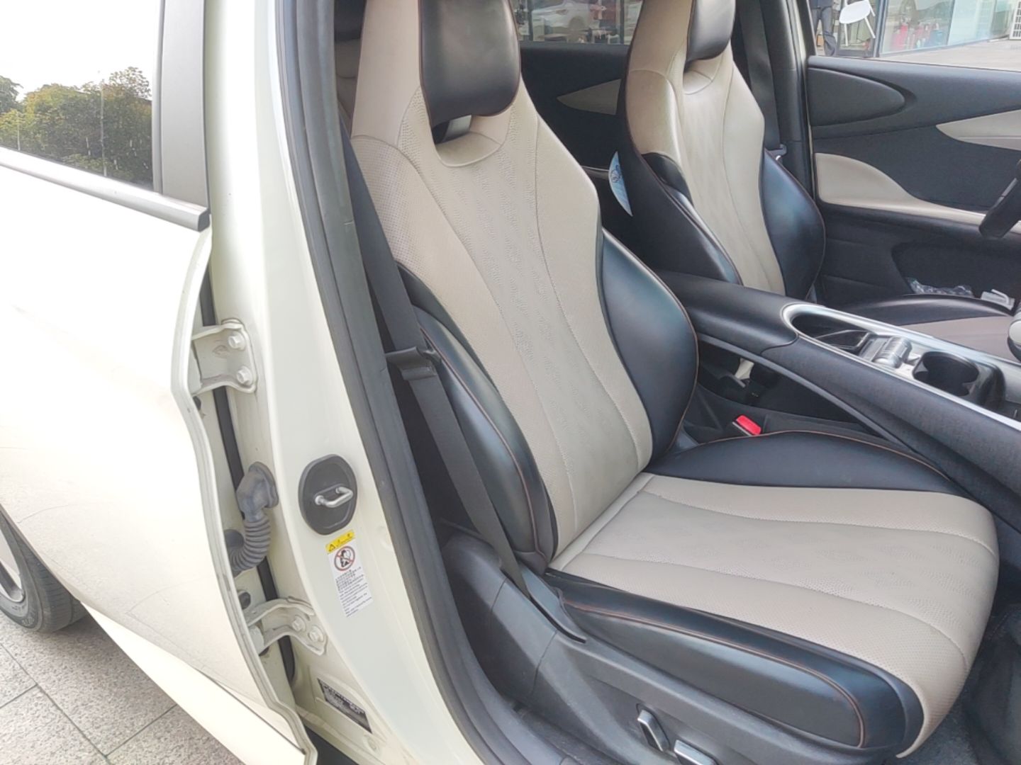 BYD Dolphin 2023 420 km Fashion Edition — снимка 19