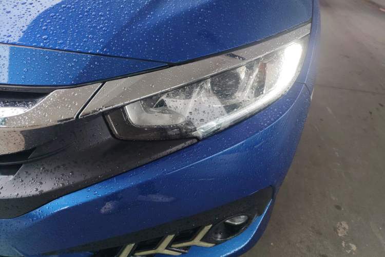 Used Honda Civic 2016 220TURBO CVT Luxury Edition Left Front Headlight