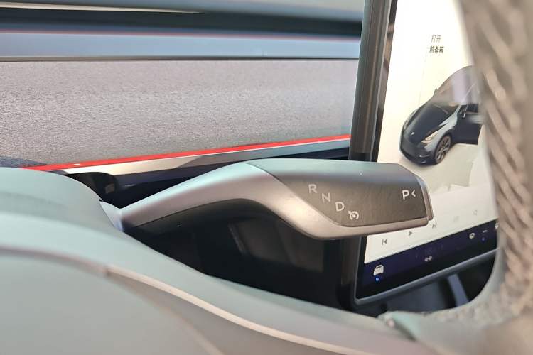 Used Tesla Model Y 2024 Rear-Wheel-Drive Version