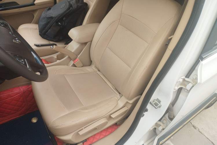 Used Wuling Hongguang 2016 1.5L S1 Deluxe Model China V-standard