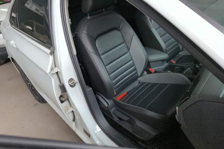 Used Volkswagen Sagitar 2019 200TSI Manual Comfort Version China VI Standard