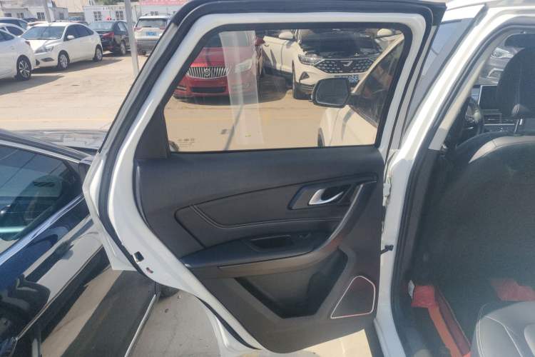 Used Bestune X40 2018 Internet Celebrity Edition 1.6L Manual Luxury Version
