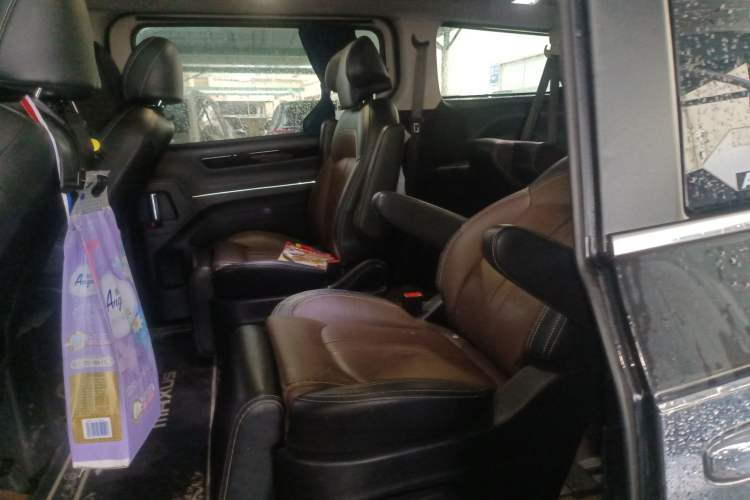 Used SAIC MAXUS G10 2018 PLUS 2.0T Automatic Luxury Executive Edition