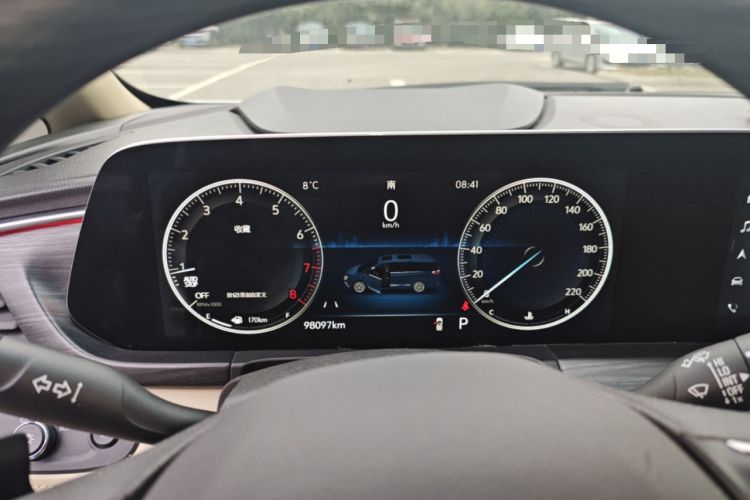 Used Buick GL8 2022 ES Landtrek 653T Luxury Edition