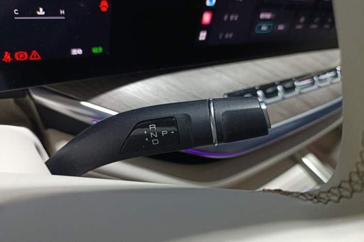 Used Wey Lanshan 2023 Four-Wheel Drive Ultra-Long Range Version
