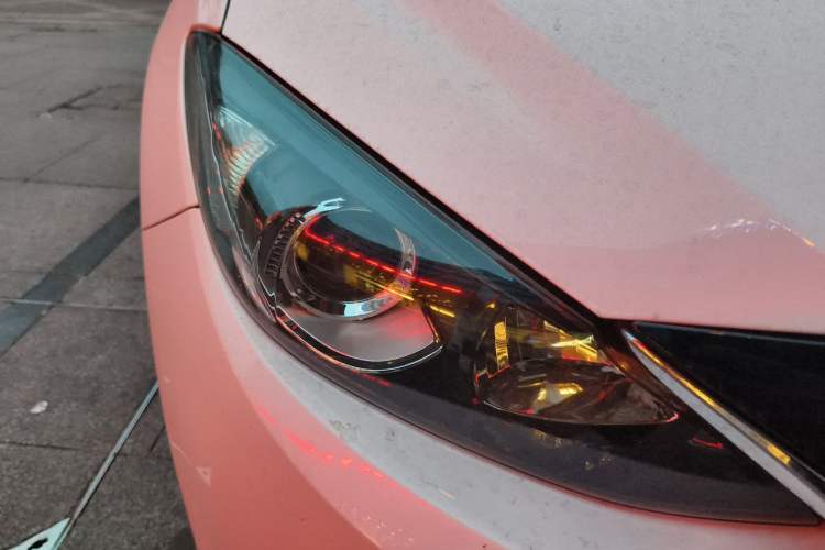 Used Mazda 3 Axela 2014 Sedan 2.0L Automatic Sport Model