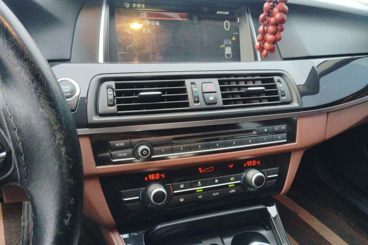 Used BMW 5 Series 2014 520Li Elegant Model