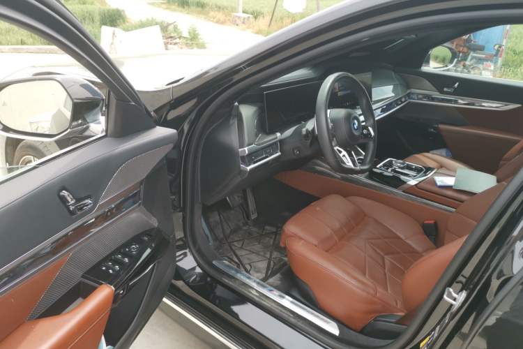 Used BMW i7 2023 eDrive50L Prestige M Sport Package
