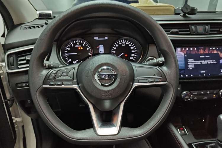 Used Nissan Qashqai 2022 2.0L CVT XV Smart Enjoyment Version
