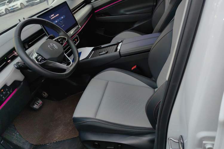 Used Volkswagen ID.7 VIZZION 2024 AIR model