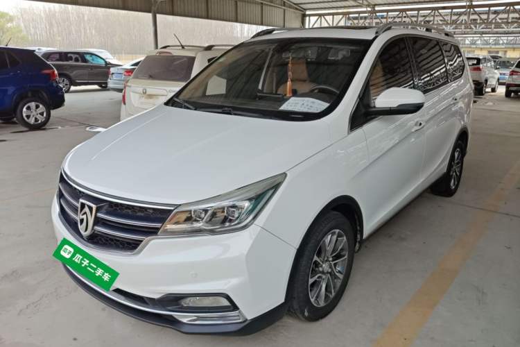 Used Baojun 730 2017 1.5T Manual Prestige Version 7 Seats