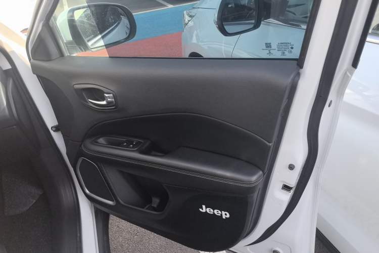 Used Jeep Compass 2017 200T Automatic Family Edition