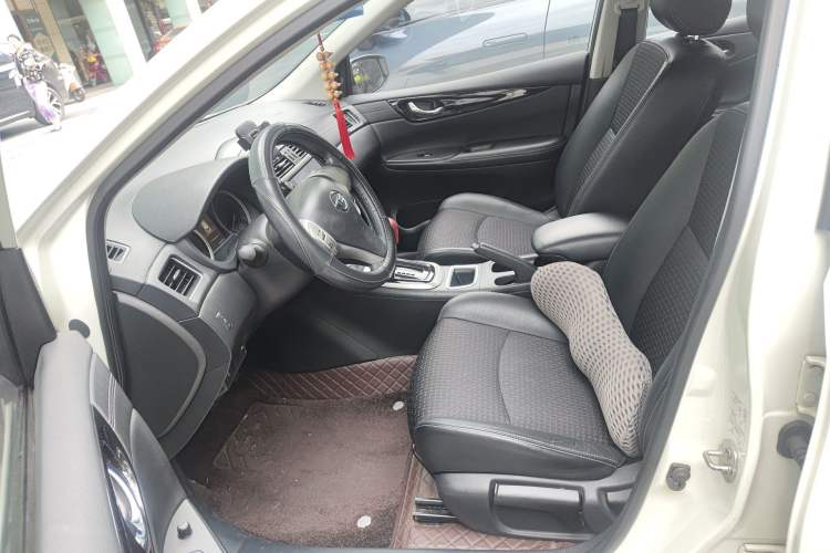 Used Nissan Tiida 2020 1.6L CVT Smart Enjoyment Edition Left Front Seat