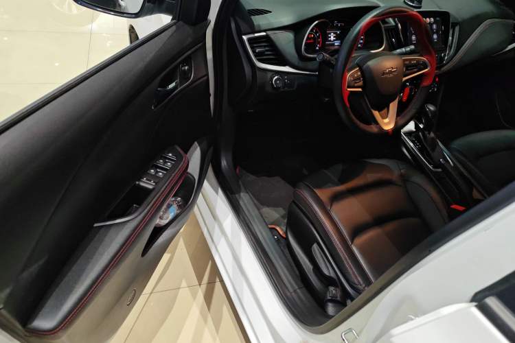 Used Chevrolet Monza 2019 RS 330T Automatic Comfort Edition China VI Standard