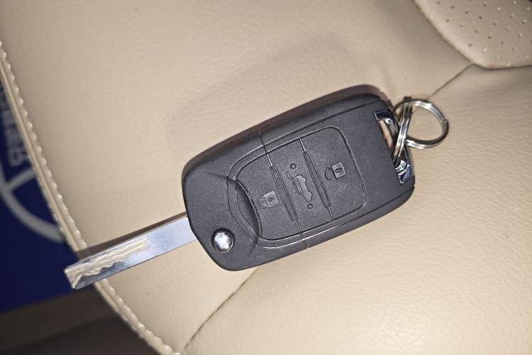 Used Baojun 730 2016 1.5L Manual Comfort Version 7 Seats China V Emission Standard