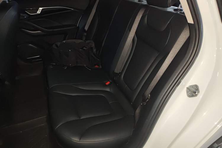 Used Bestune B70 2022 Third Generation 1.5T Automatic Enjoyment Version Left Rear Seat