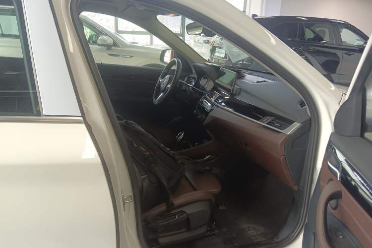 Used BMW X1 2020 sDrive20Li Premium Edition
