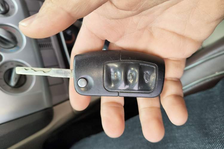 Used Ford Focus 2011 Sedan 1.8L Manual Classic Model
