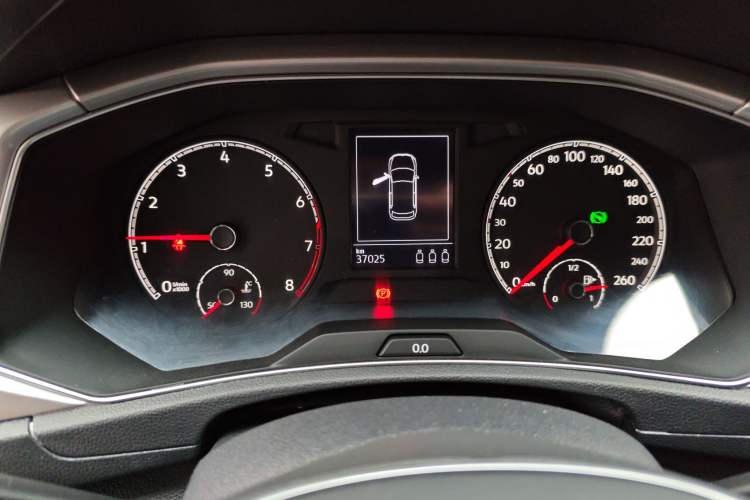 Used Volkswagen T-ROC 2022 280TSI DSG Two-Wheel Drive Elite PLUS