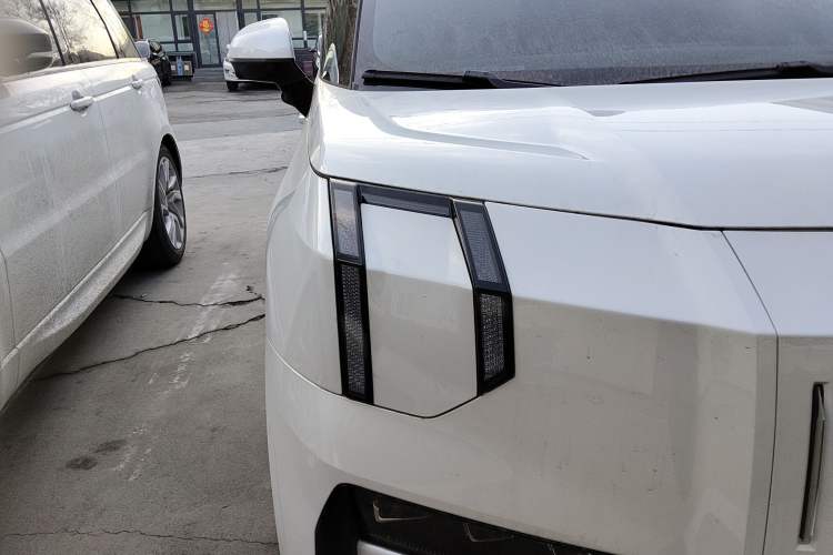 Used Zeekr 009 2024 Six-Seat Executive Version 4WD 108 kWh