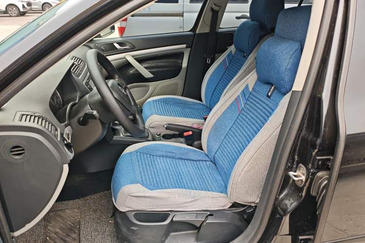 Used Skoda Octavia 2015 Classic Model 1.6L Manual Eado Version
