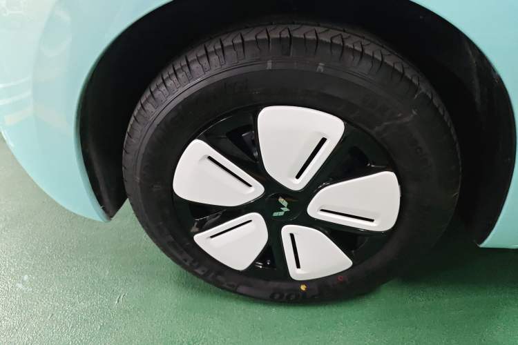 Used Wuling Hongguang MINIEV 2025 Four-Door Version Premium Edition
