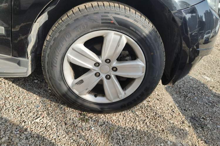 Used Geely Auto GX7 2013 2.0L Manual Luxury Version
