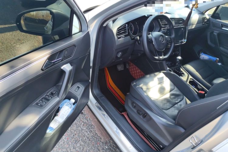 Used Volkswagen Tiguan L 2019 380TSI Automatic All-Wheel Drive Luxury Edition with 7 Seats China VI Standard