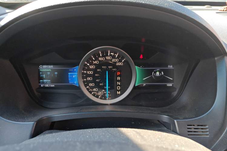 Used Ford Explorer 2013 3.5L Deluxe Model