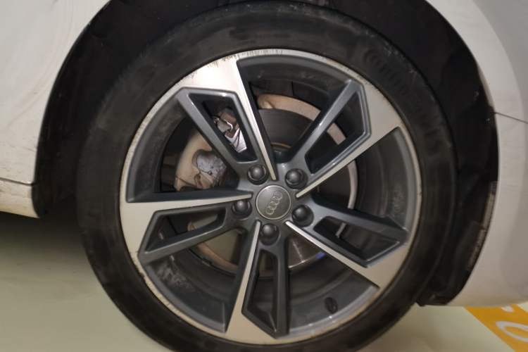 Used Audi A4L 2019 40 TFSI Ambition China VI