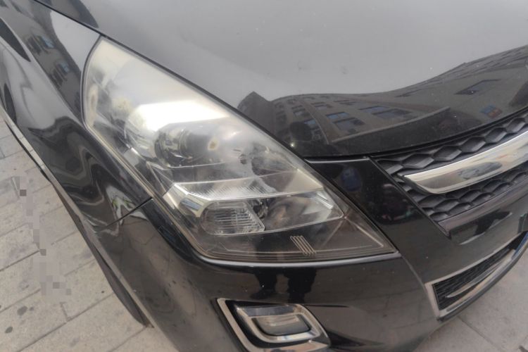 Used Mazda Mazda 8 2011 2.3L Ultimate Edition
