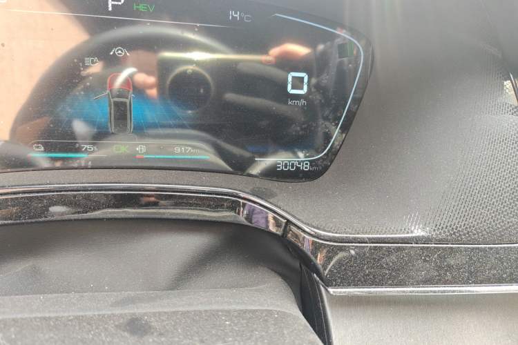 Used BYD Tang New Energy 2021 DM-i 112KM Prestige Model Odometer Close Up