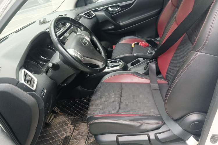 Used Nissan Qashqai 2017 2.0L CVT Elite Edition China V Standard Left Front Seat
