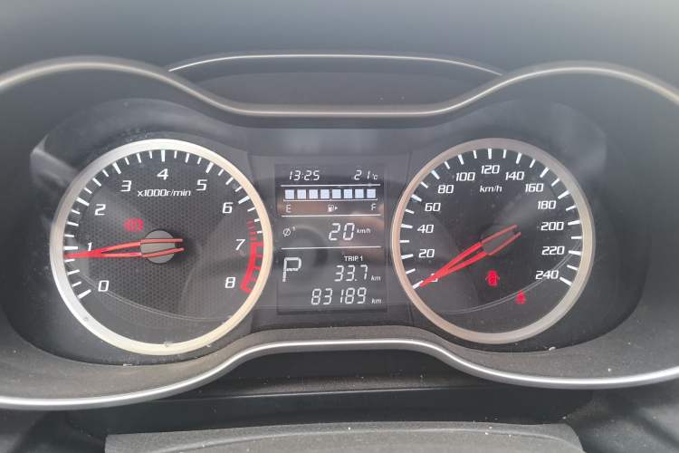 Used Bestune X40 2019 1.6L Automatic Luxury Version China V Emission Standard