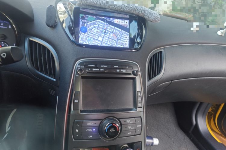 Used Hyundai Genesis Coupe 2009 2.0T Automatic Deluxe Edition