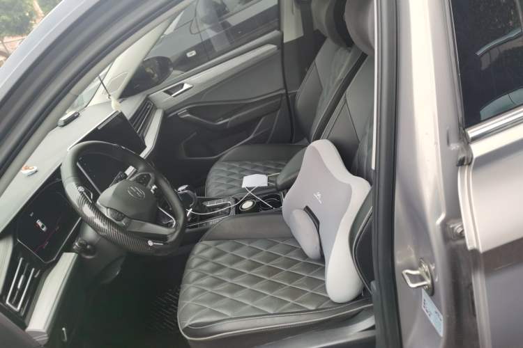 Used Volkswagen Sagitar 2023 280TSI DSG Excellence Edition Left Front Seat