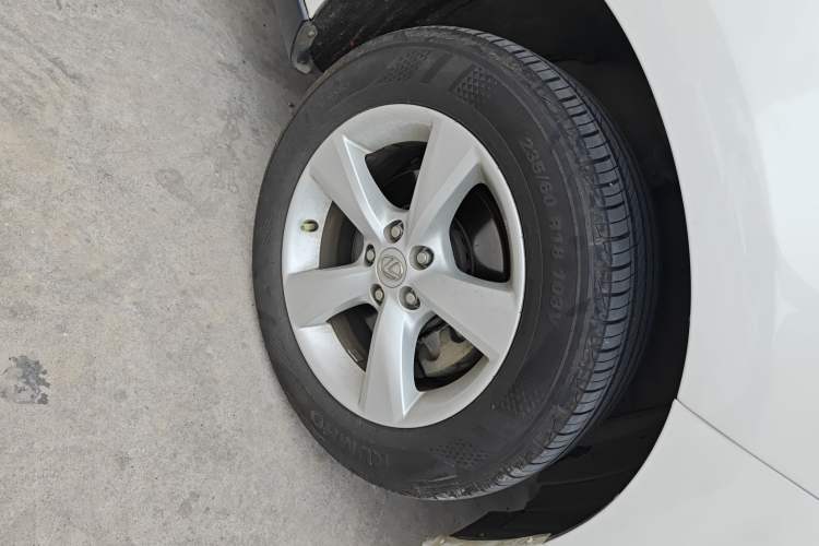 Used Lexus RX Classic 2011 270 Elegant Edition Right Front Wheel Hub