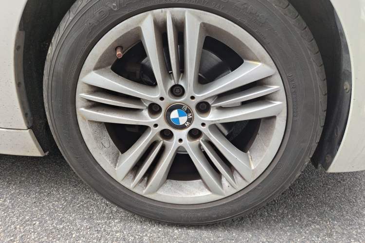 Used BMW 3 Series 2016 320i Fashion Model
