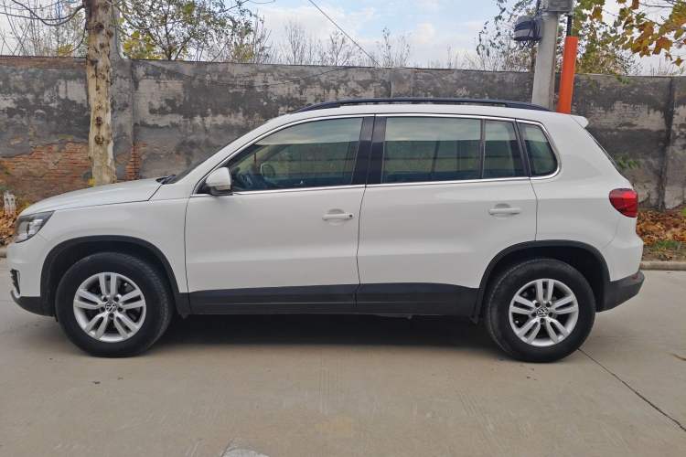 Used Volkswagen Tiguan 2015 1.8TSI Manual Two-Wheel Drive Fashion Edition Left Side