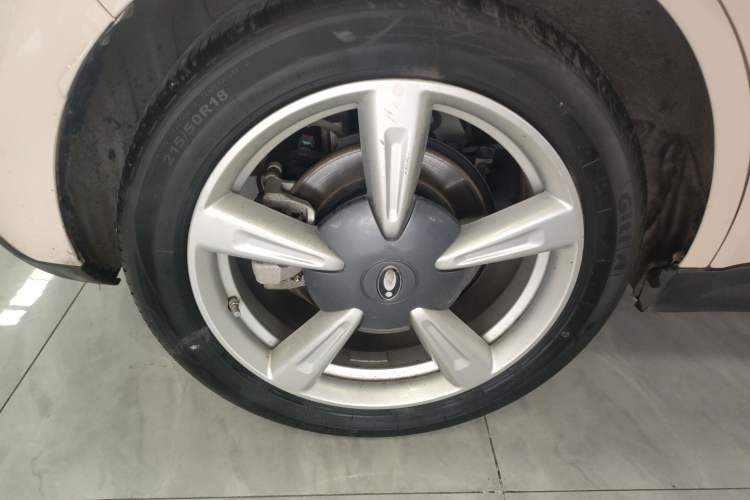 Used ORA Good Cat 2022 Morandi Edition 400km Standard Range Two-Week Young Enjoyment Version Lithium Iron Phosphate
