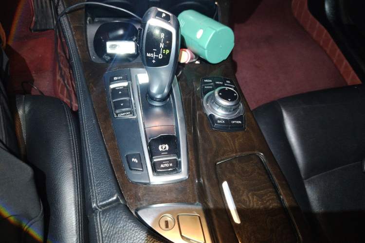 Used BMW 5 Series 2014 525Li Leading Model Gear Lever