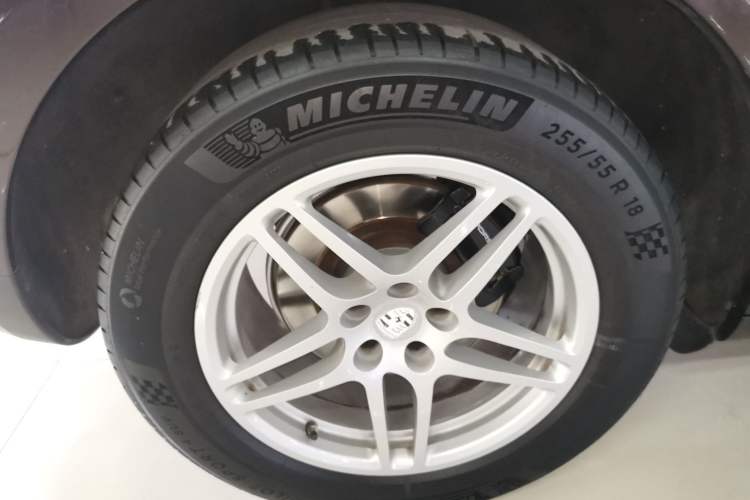 Used Porsche Macan 2017 Macan 2.0T
