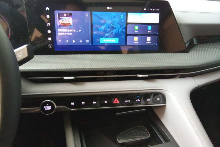 Used Changan CS75 PLUS 2022 Second-Generation 2.0T Automatic Prestige Model