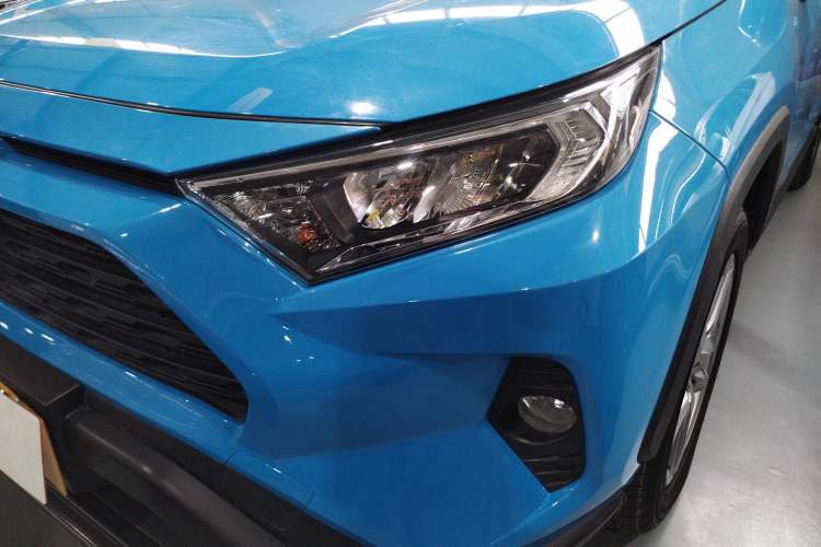 Used Toyota RAV4 2020 2.0L CVT Two-Wheel Drive Fashion Edition