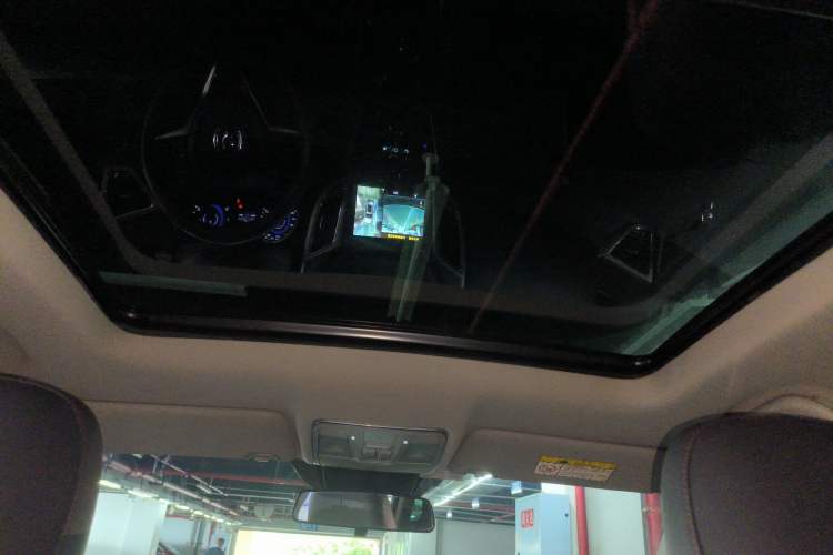 Used CHANGAN CS75 2017 Shangkui Edition 1.5T Manual Luxury Model Headliner