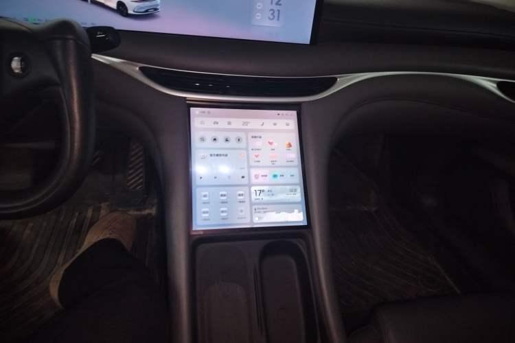 Used IM L6 2024 Max Standard Edition Audio And AC Panel