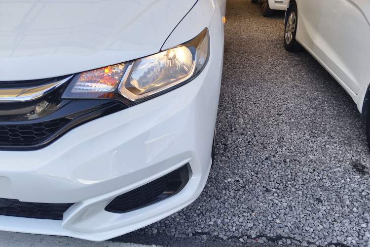 Used Honda Fit 2018 1.5L Manual Comfort Version