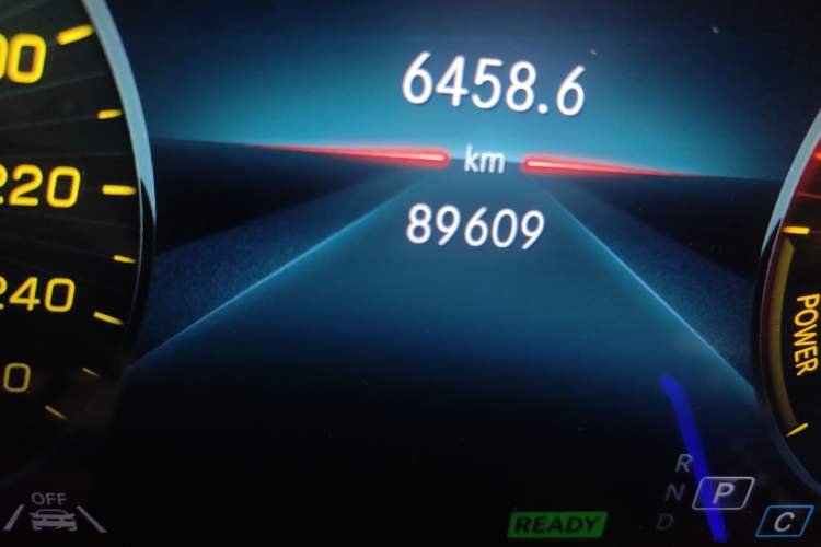 Used Mercedes-Benz GLE New Energy 2022 Restyled GLE 350 e 4MATIC Coupe SUV Odometer Close Up