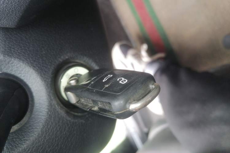 Used Volkswagen Lavida 2019 Lavida Start 1.5L Automatic Trendy Version China VI Standard Vehicle Key